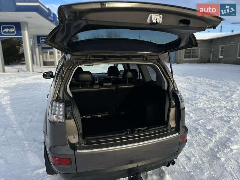 Позашляховик / Кросовер Mitsubishi Outlander 2011 в Бердичеві