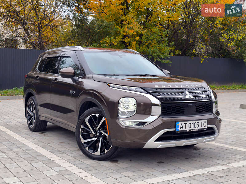 Mitsubishi Outlander 2022