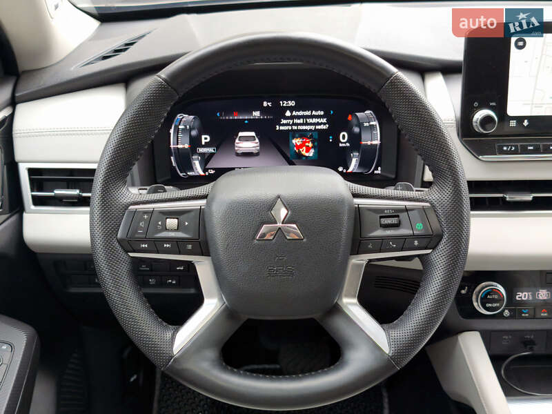 Позашляховик / Кросовер Mitsubishi Outlander 2022 в Івано-Франківську