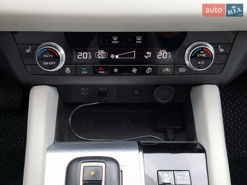 Позашляховик / Кросовер Mitsubishi Outlander 2022 в Івано-Франківську