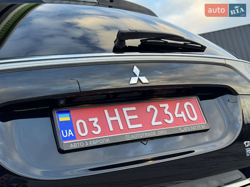 Позашляховик / Кросовер Mitsubishi Outlander 2014 в Дрогобичі