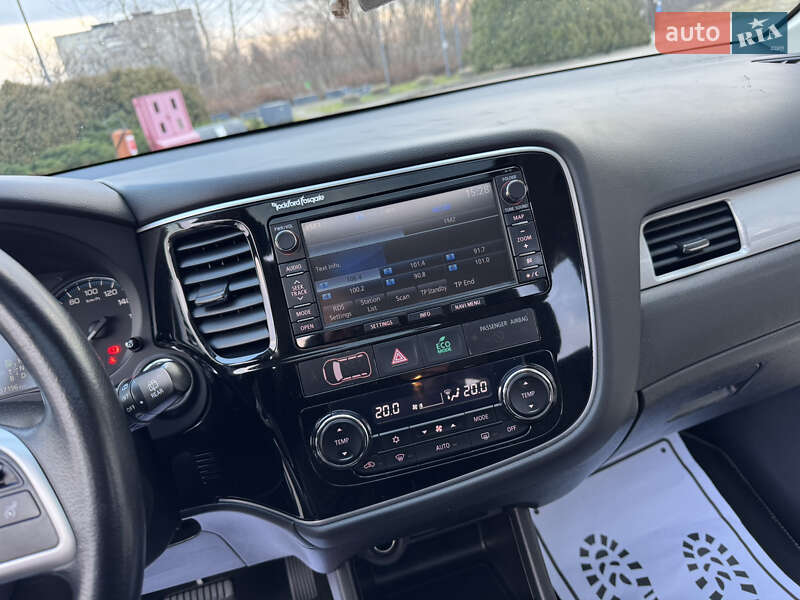 Позашляховик / Кросовер Mitsubishi Outlander 2014 в Дрогобичі