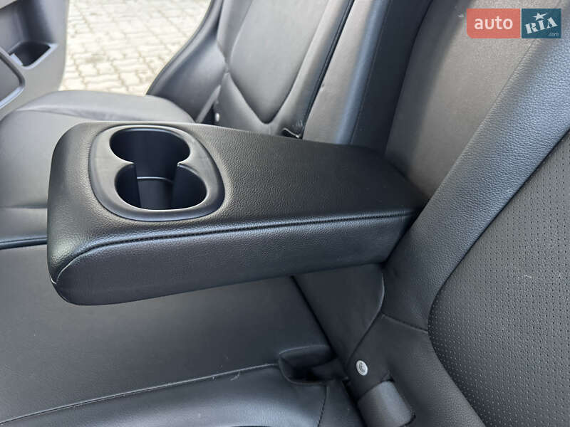 Позашляховик / Кросовер Mitsubishi Outlander 2014 в Дрогобичі