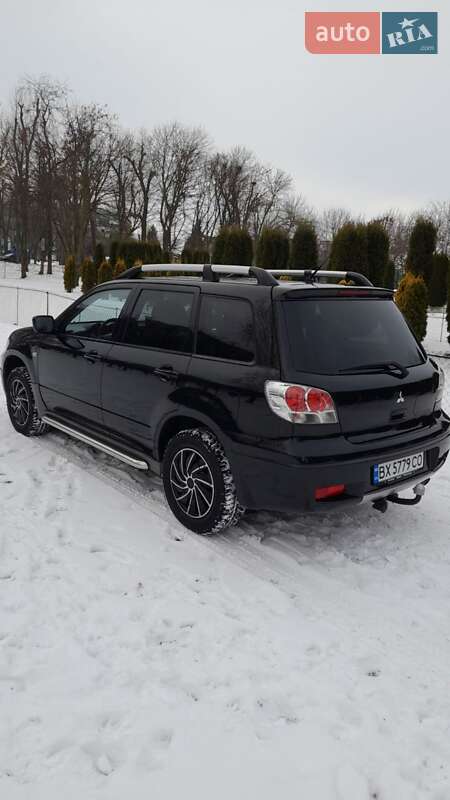 Внедорожник / Кроссовер Mitsubishi Outlander 2004 в Хмельницком