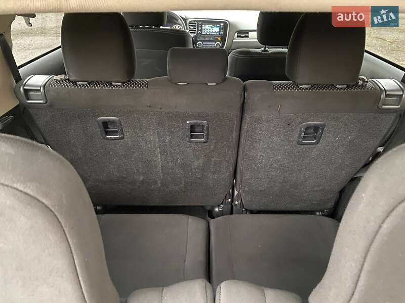 Внедорожник / Кроссовер Mitsubishi Outlander 2016 в Одессе