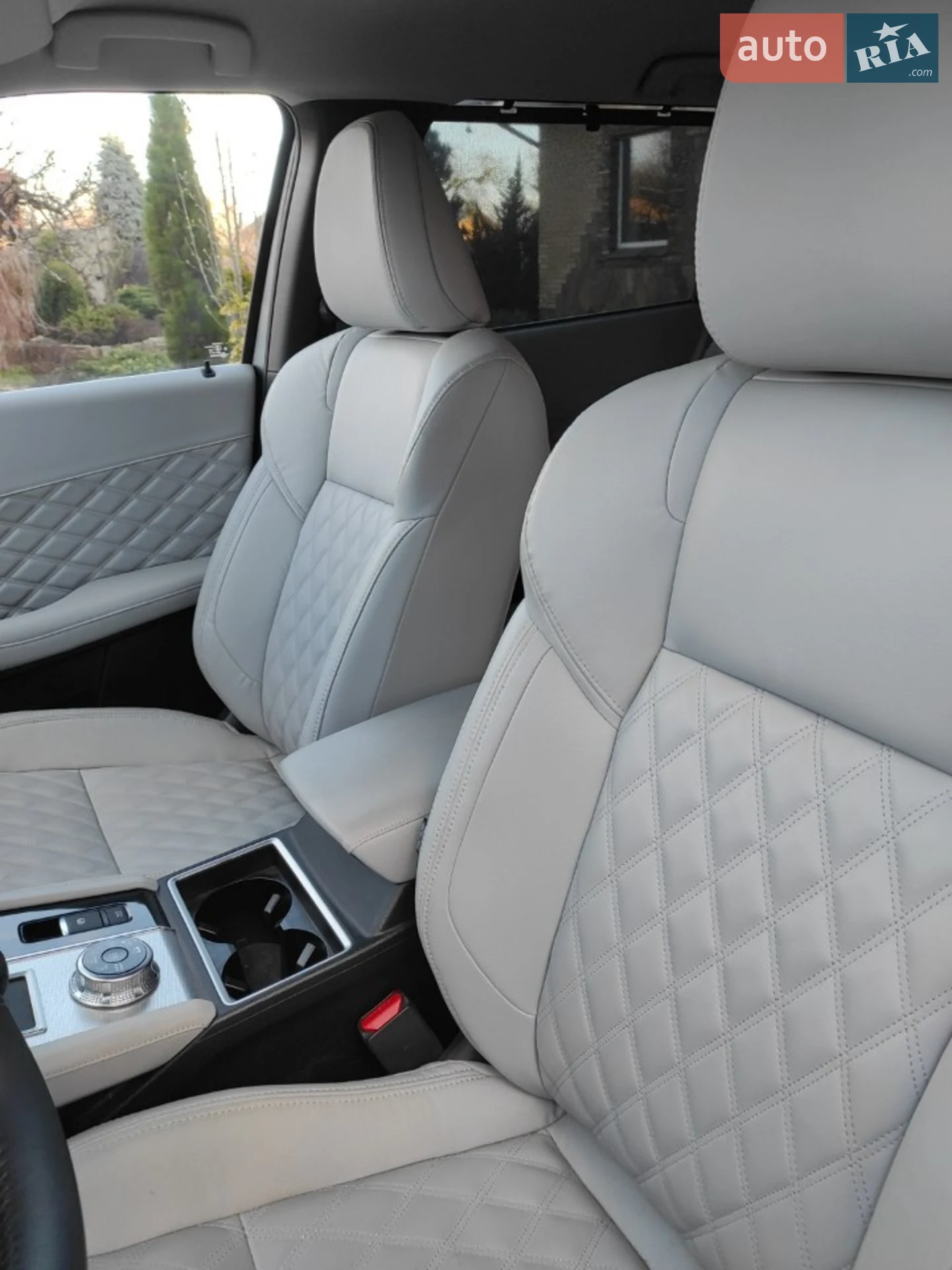 2023 Mitsubishi Outlander - мініатюра 52