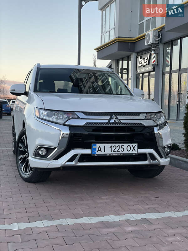 Mitsubishi Outlander 2017