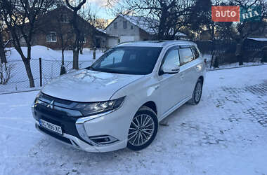 Позашляховик / Кросовер Mitsubishi Outlander 2019 в Львові