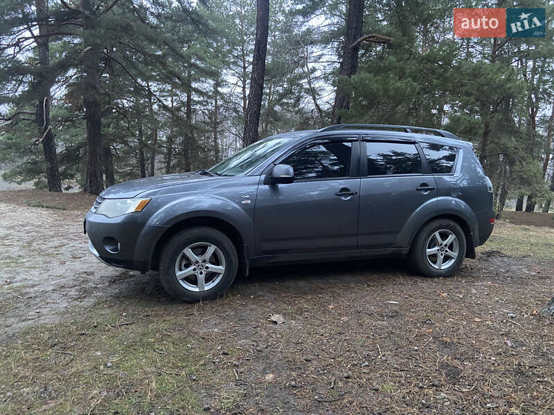 Позашляховик / Кросовер Mitsubishi Outlander 2007 в Безлюдівці