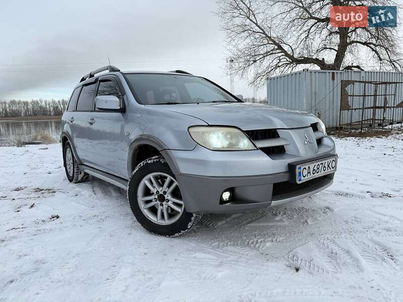 Mitsubishi Outlander 2006