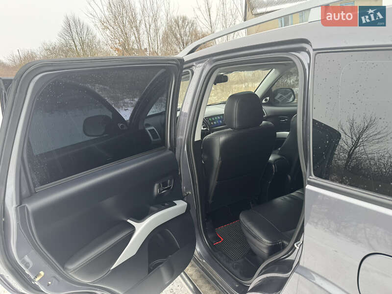 Позашляховик / Кросовер Mitsubishi Outlander 2008 в Тернополі фото 6 Позашляховик / Кросовер Mitsubishi Outlander 2008 в Тернополі