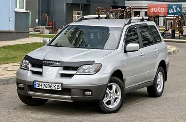 Позашляховик / Кросовер Mitsubishi Outlander 2004 в Одесі