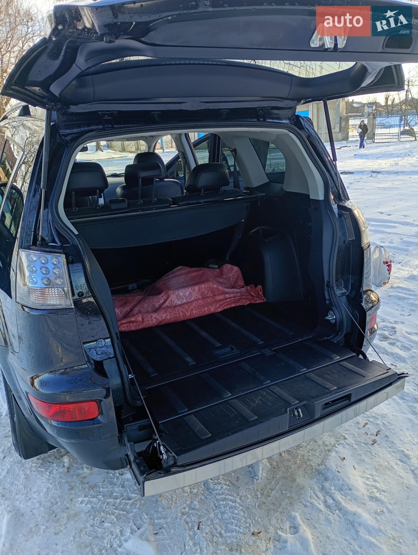 2010 Mitsubishi Outlander - мініатюра 26