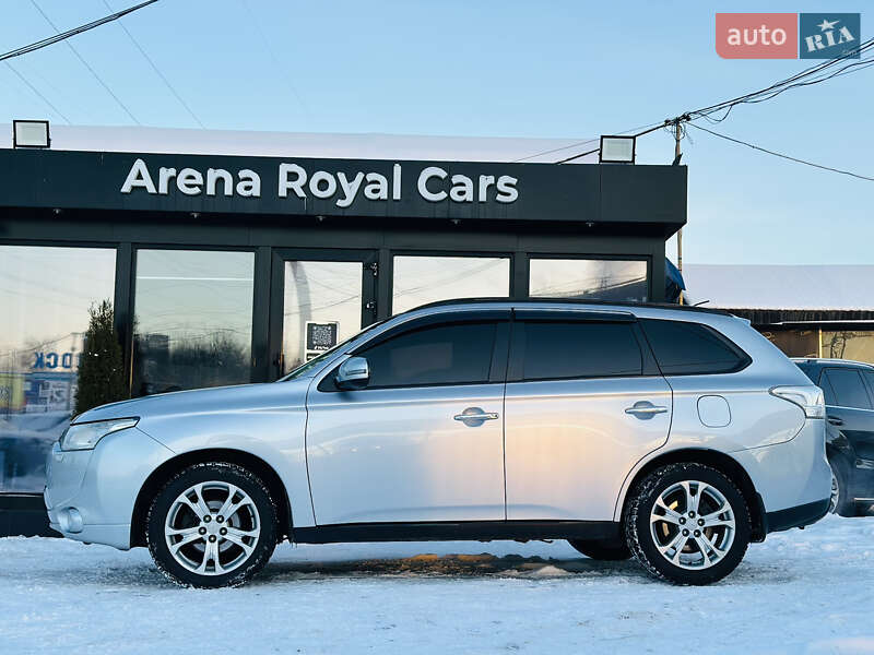 Внедорожник / Кроссовер Mitsubishi Outlander 2013 в Харькове