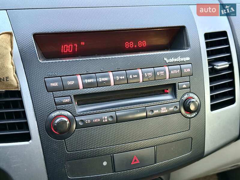 Внедорожник / Кроссовер Mitsubishi Outlander 2007 в Харькове