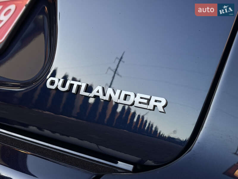 Внедорожник / Кроссовер Mitsubishi Outlander 2010 в Дрогобыче