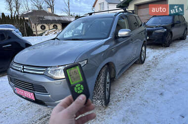 Позашляховик / Кросовер Mitsubishi Outlander 2014 в Тернополі