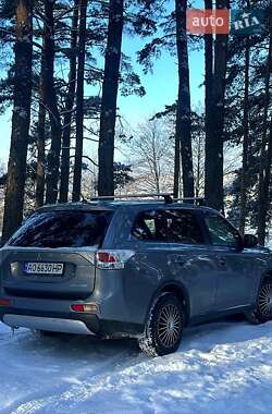 Позашляховик / Кросовер Mitsubishi Outlander 2014 в Охтирці