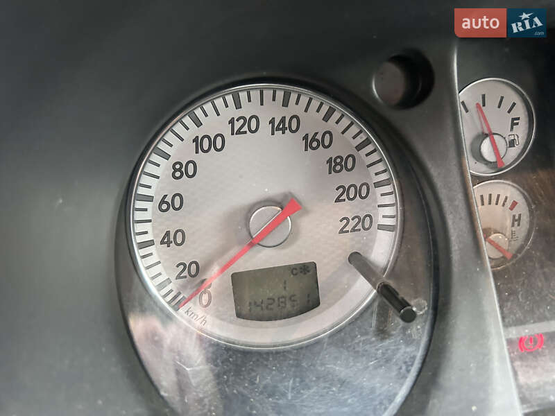 Внедорожник / Кроссовер Mitsubishi Outlander 2005 в Солотвине фото 7 Внедорожник / Кроссовер Mitsubishi Outlander 2005 в Солотвине