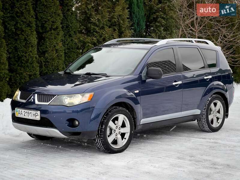 Внедорожник / Кроссовер Mitsubishi Outlander 2008 в Киеве фото 2 Внедорожник / Кроссовер Mitsubishi Outlander 2008 в Киеве