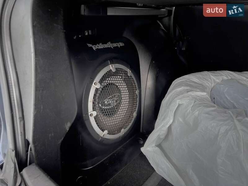 Внедорожник / Кроссовер Mitsubishi Outlander 2008 в Киеве фото 20 Внедорожник / Кроссовер Mitsubishi Outlander 2008 в Киеве