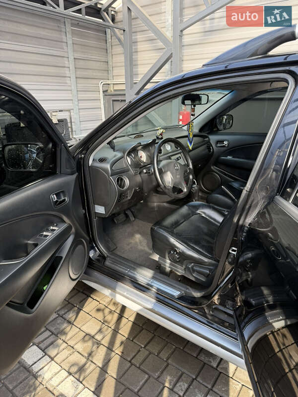 Позашляховик / Кросовер Mitsubishi Outlander 2005 в Петропавлівці фото 11 Позашляховик / Кросовер Mitsubishi Outlander 2005 в Петропавлівці