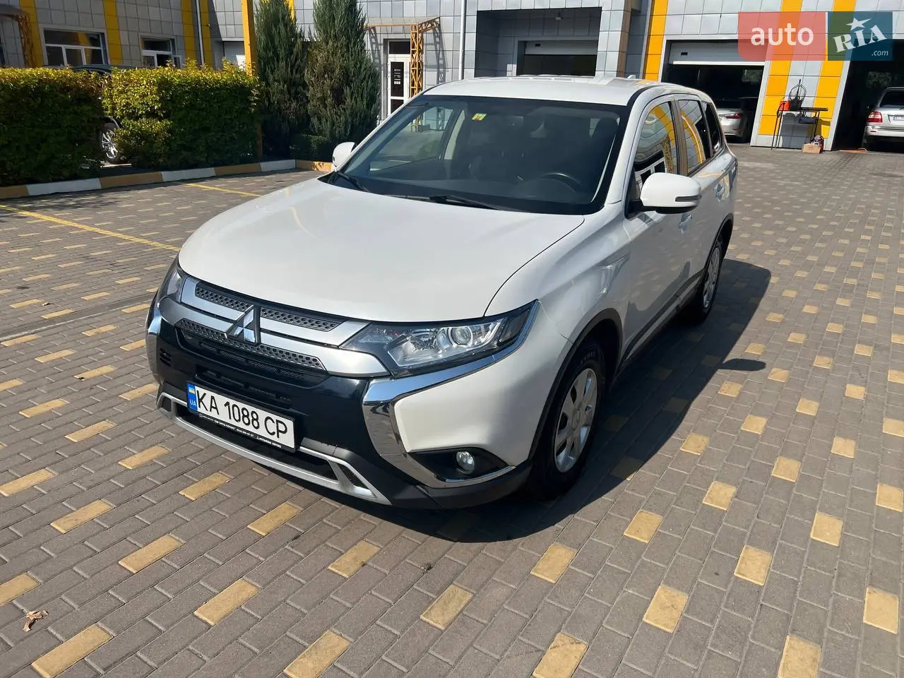 2021 Mitsubishi Outlander - мініатюра 34