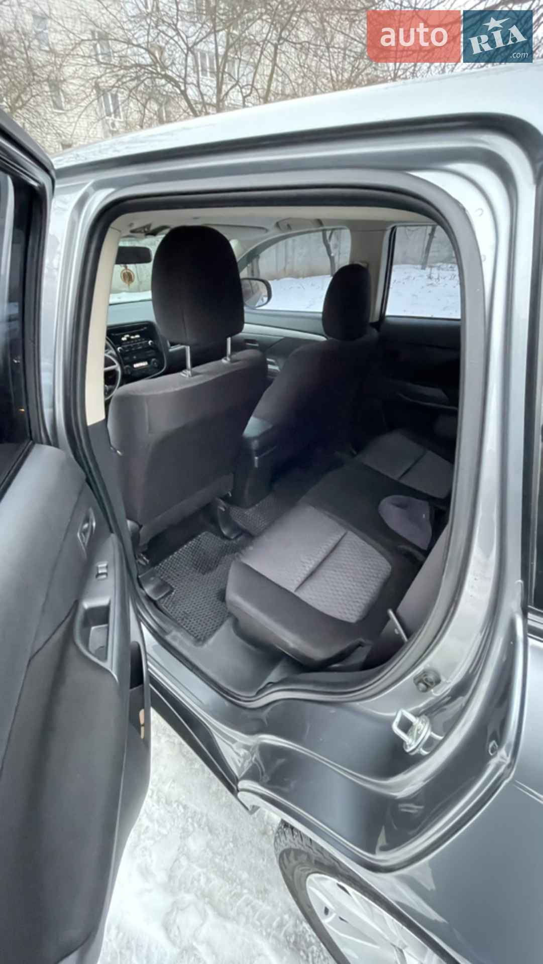 2014 Mitsubishi Outlander - мініатюра 3