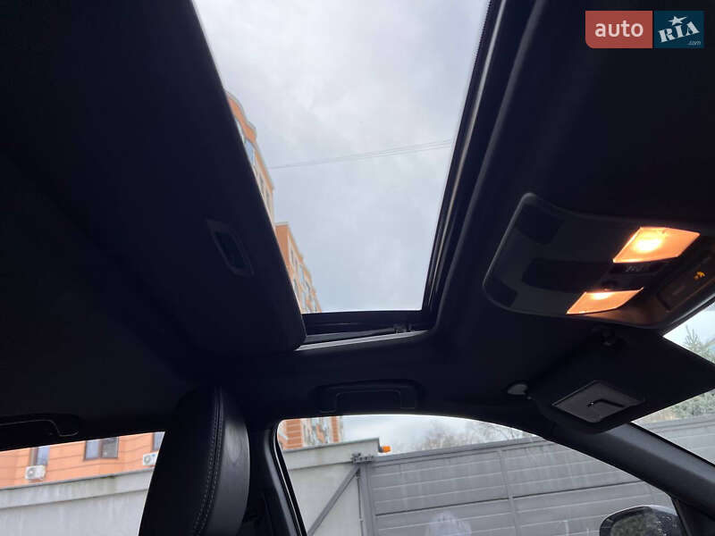 Внедорожник / Кроссовер Mitsubishi Outlander 2022 в Ровно