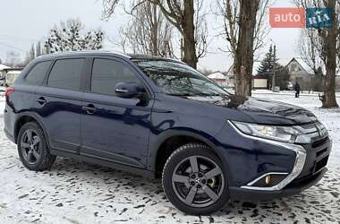 Позашляховик / Кросовер Mitsubishi Outlander 2017 в Охтирці