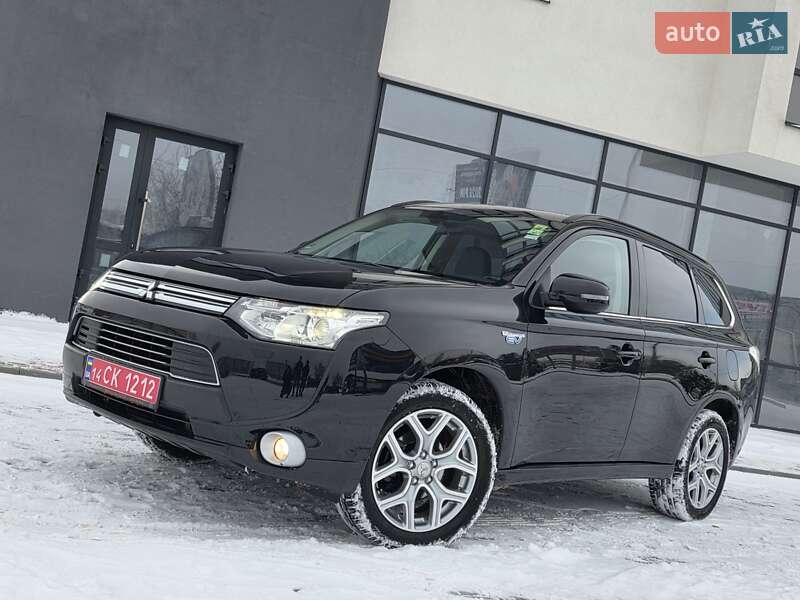 Mitsubishi Outlander 2014