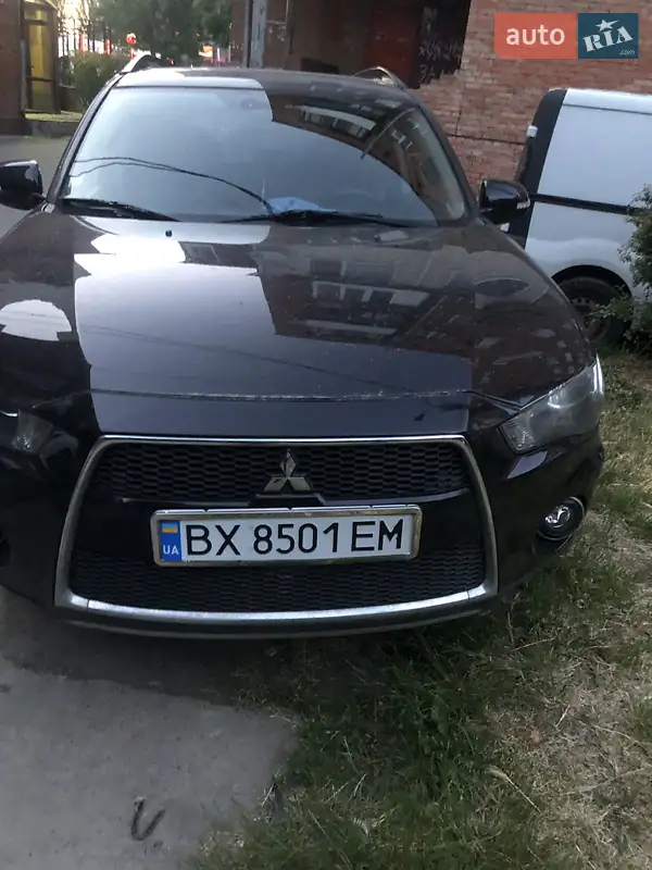 Mitsubishi Outlander