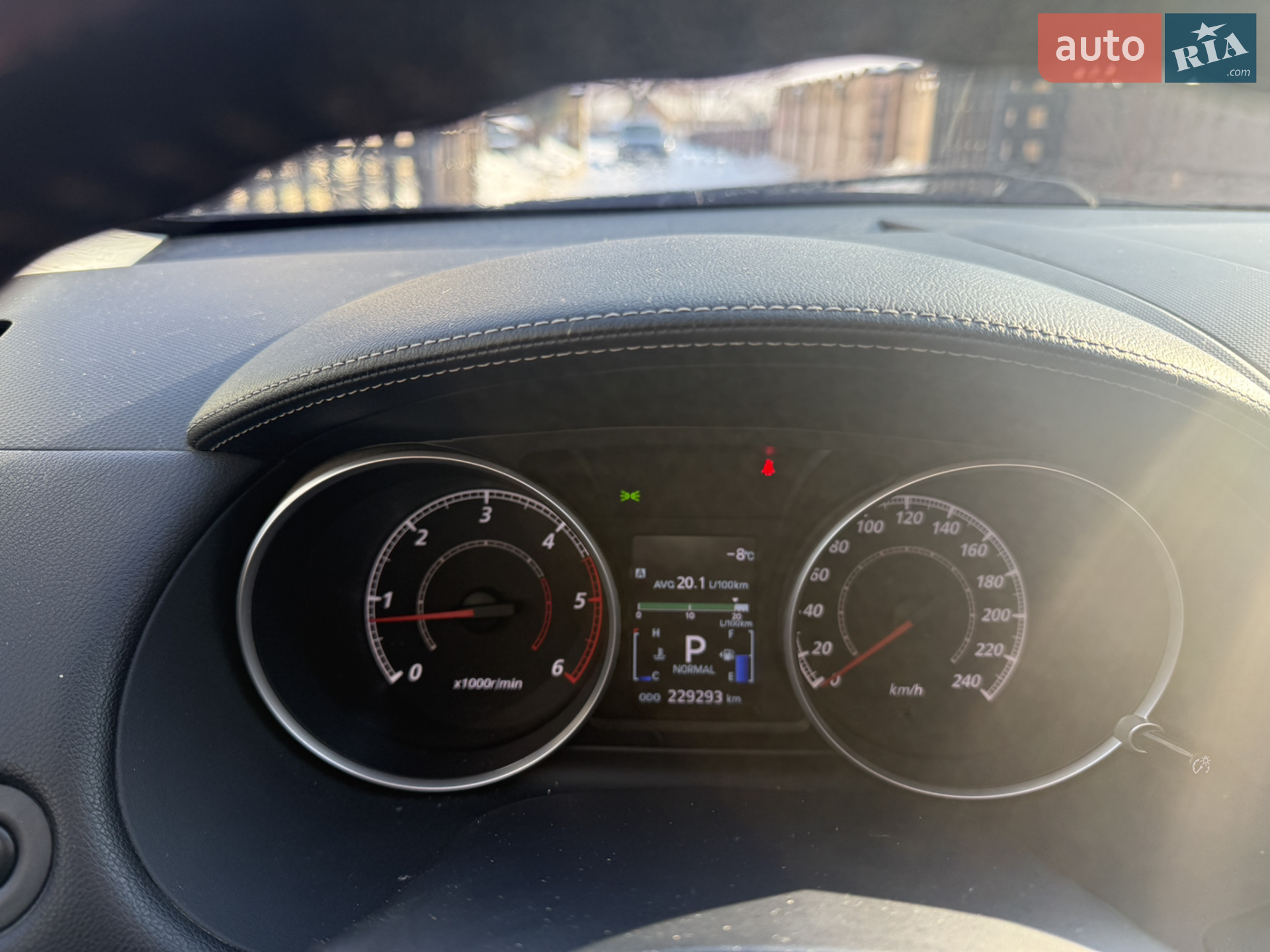 2011 Mitsubishi Outlander - мініатюра 10
