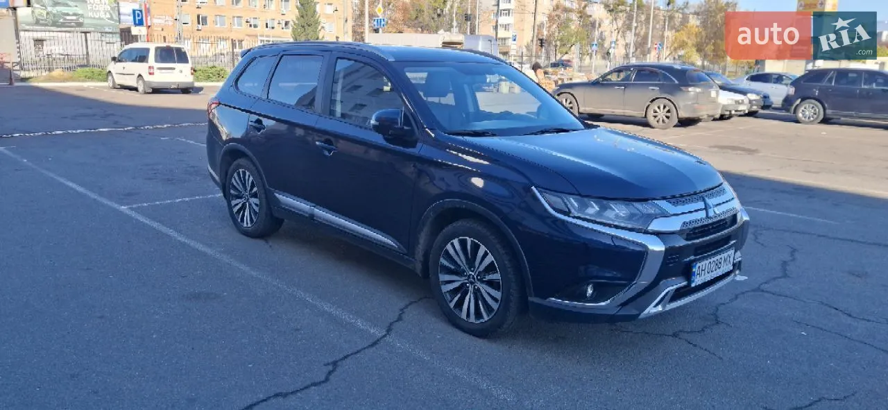 2018 Mitsubishi Outlander - мініатюра 17
