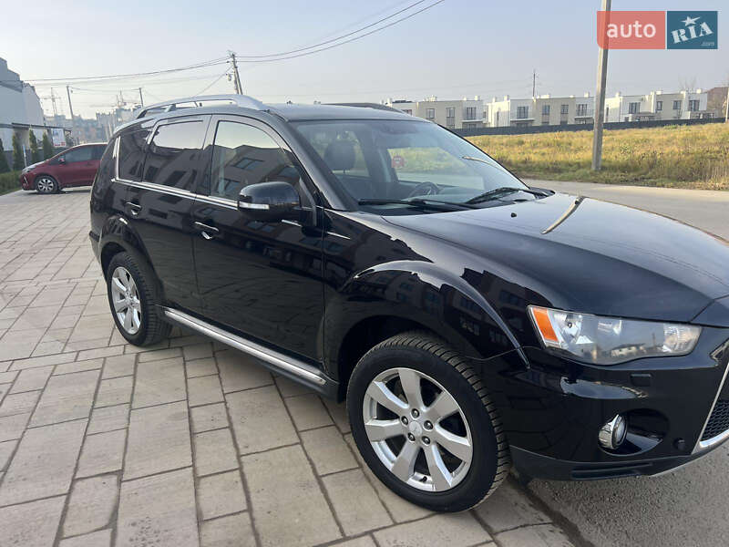 Внедорожник / Кроссовер Mitsubishi Outlander 2010 в Ивано-Франковске фото 12 Внедорожник / Кроссовер Mitsubishi Outlander 2010 в Ивано-Франковске