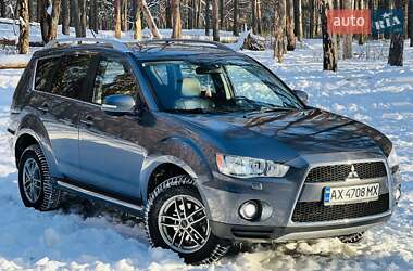 Внедорожник / Кроссовер Mitsubishi Outlander 2010 в Харькове