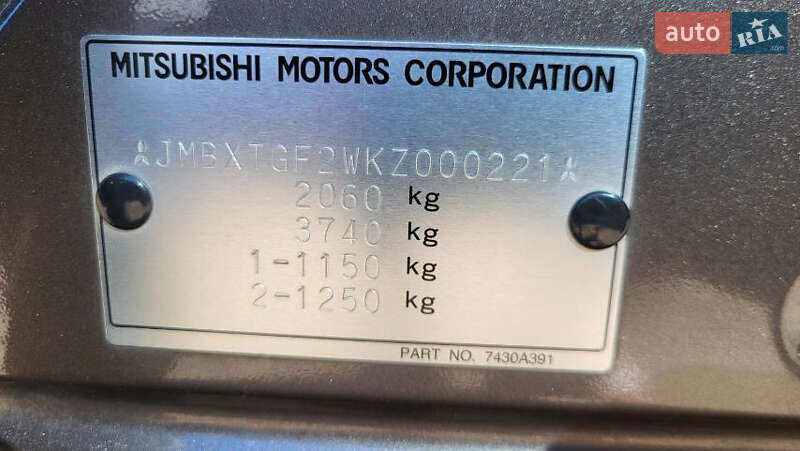 Внедорожник / Кроссовер Mitsubishi Outlander 2018 в Днепре