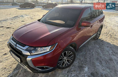 Внедорожник / Кроссовер Mitsubishi Outlander 2018 в Киеве