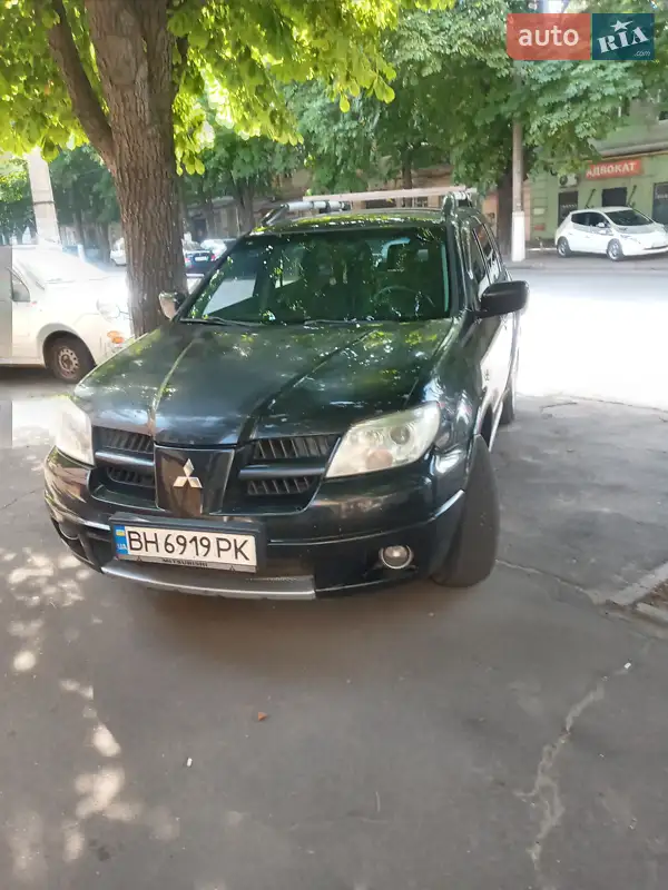 Mitsubishi Outlander