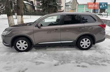 Позашляховик / Кросовер Mitsubishi Outlander 2018 в Вінниці
