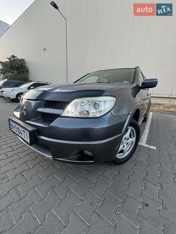 Mitsubishi Outlander 2005