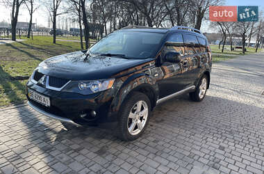 Позашляховик / Кросовер Mitsubishi Outlander 2007 в Миколаєві