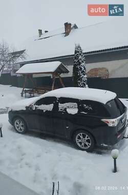 Внедорожник / Кроссовер Mitsubishi Outlander 2013 в Львове