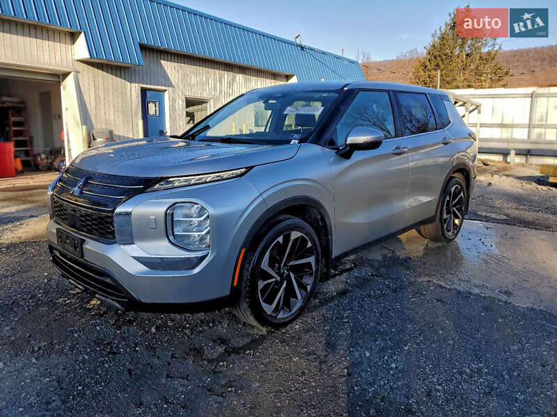 Mitsubishi Outlander 2022