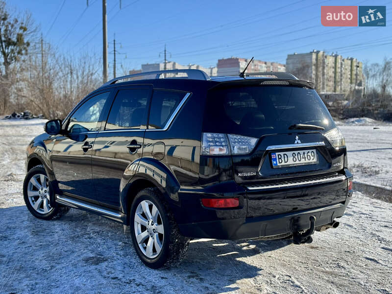 Внедорожник / Кроссовер Mitsubishi Outlander 2010 в Полтаве