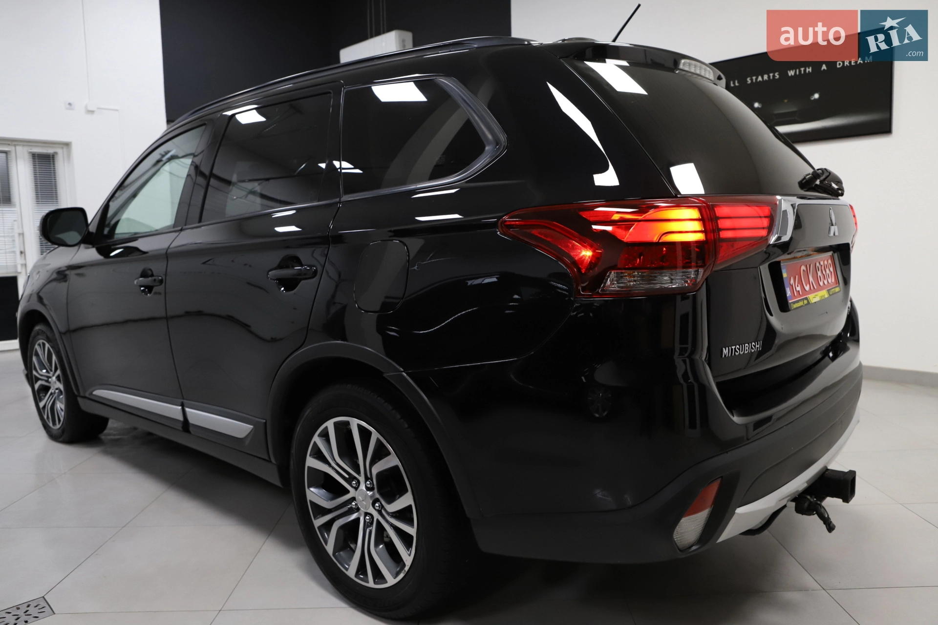 2017 Mitsubishi Outlander - мініатюра 8