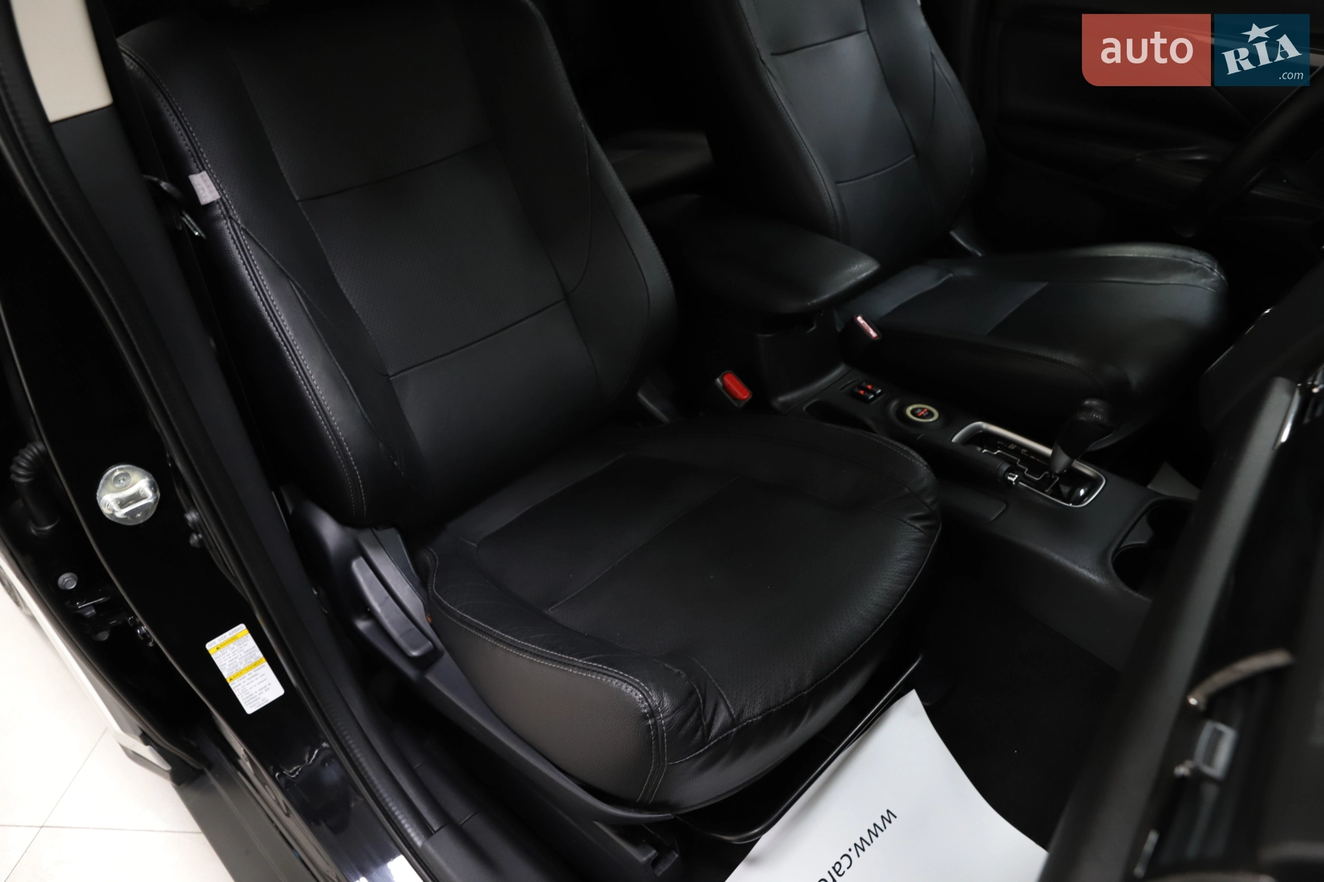2017 Mitsubishi Outlander - мініатюра 55