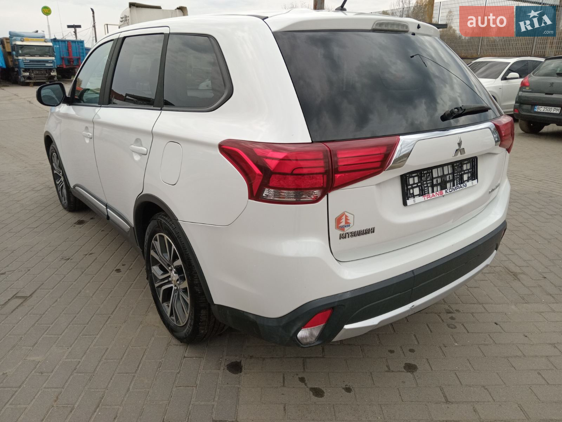 2016 Mitsubishi Outlander - мініатюра 7