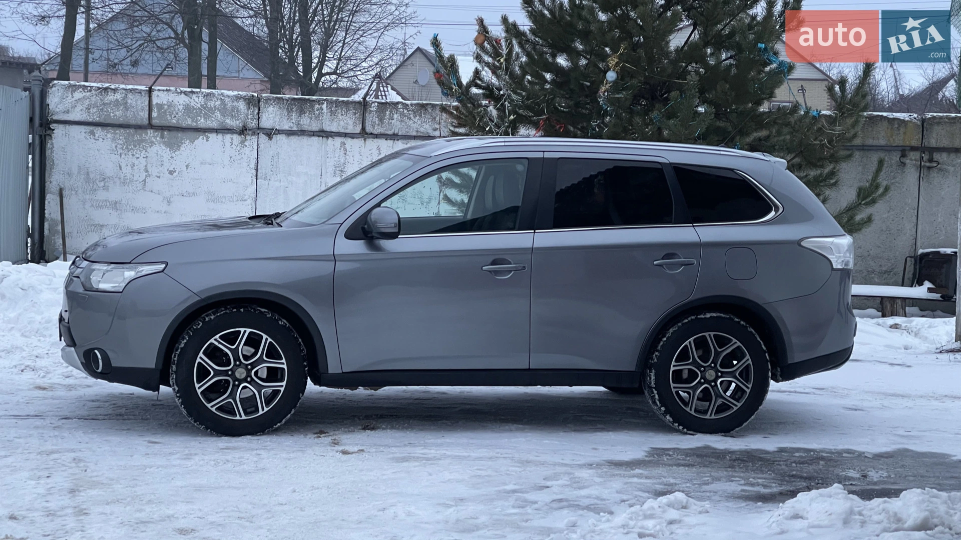 2014 Mitsubishi Outlander - мініатюра 3