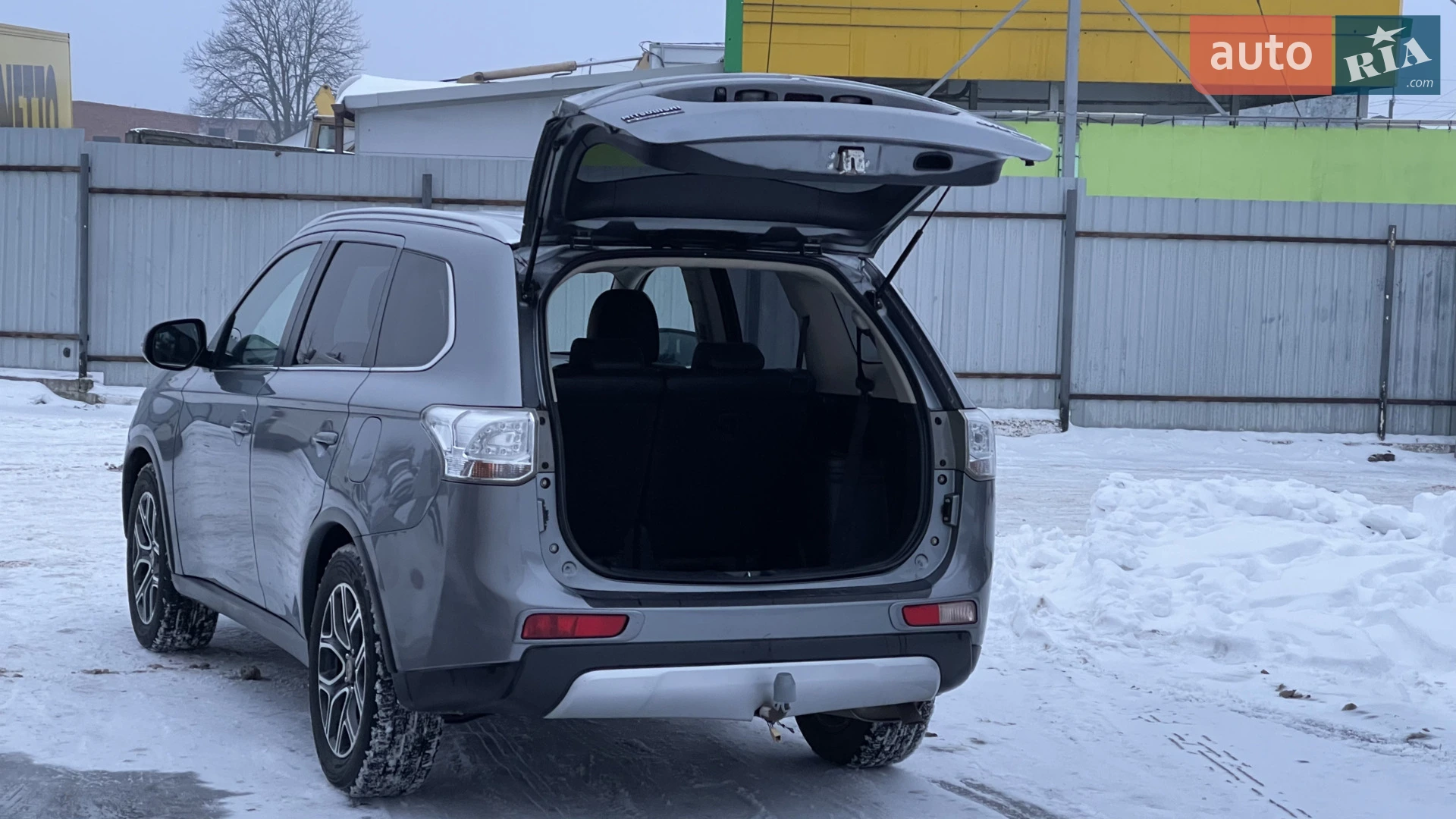 2014 Mitsubishi Outlander - мініатюра 4